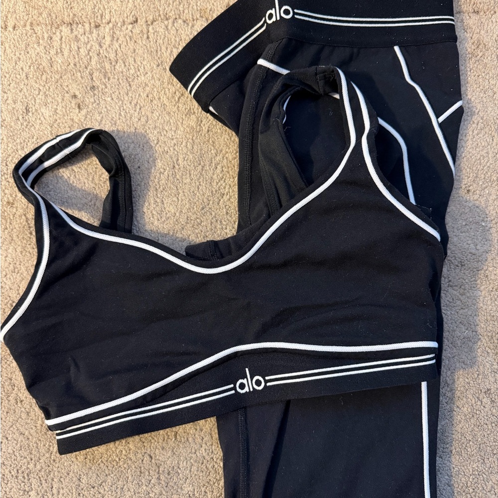 Alo Heart Throb Set